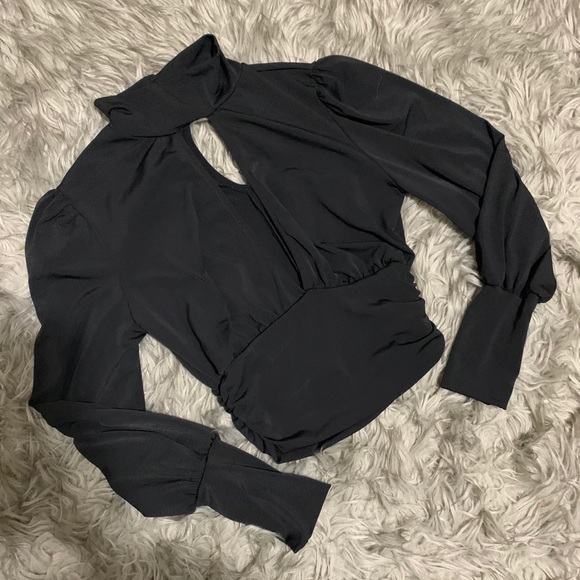 NEW FASHION NOVA sleeve blouse top - Picture 2 of 4